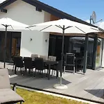 G5 Mit Garten In Eckwarderhoerne By Interhome *